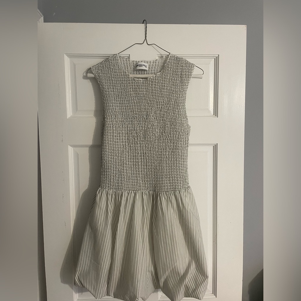 Princess Polly Gray and White Casual Dress